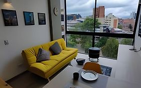 Loft moderno con vista a los cerros en Chapinero